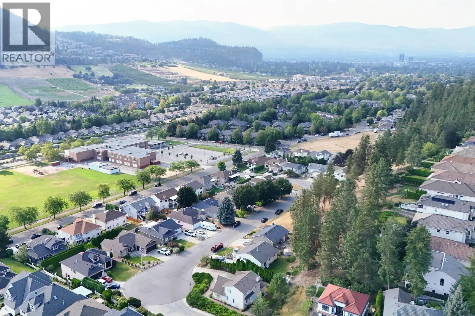 464 Glen Pine Court. Kelowna, British Columbia