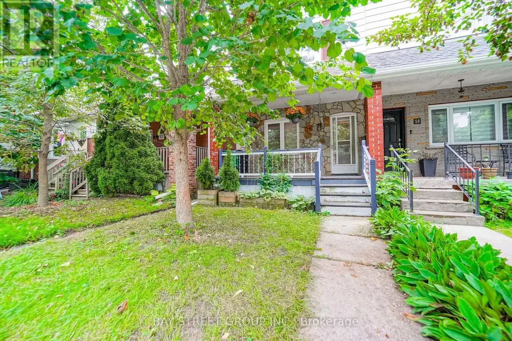 54 Thyra Avenue, Toronto (Crescent Town)