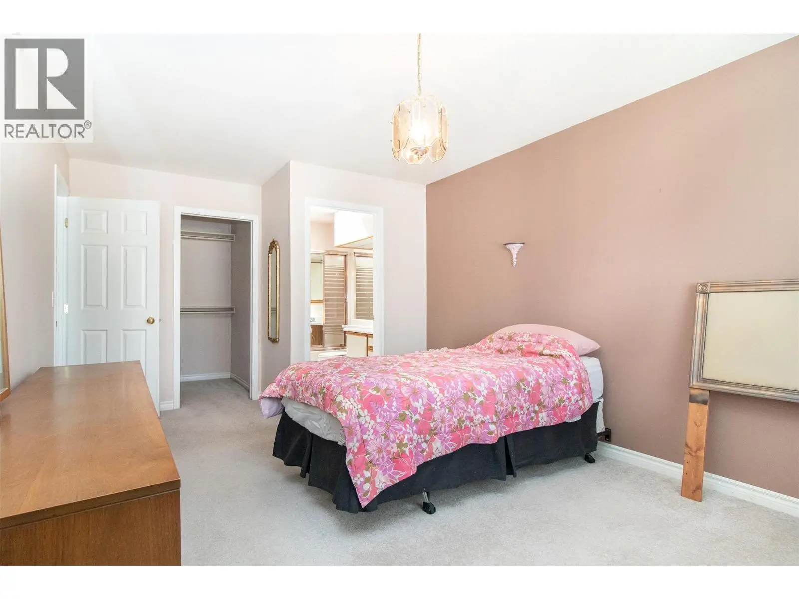 1260 Raymer Avenue Unit# 442. Kelowna, British Columbia