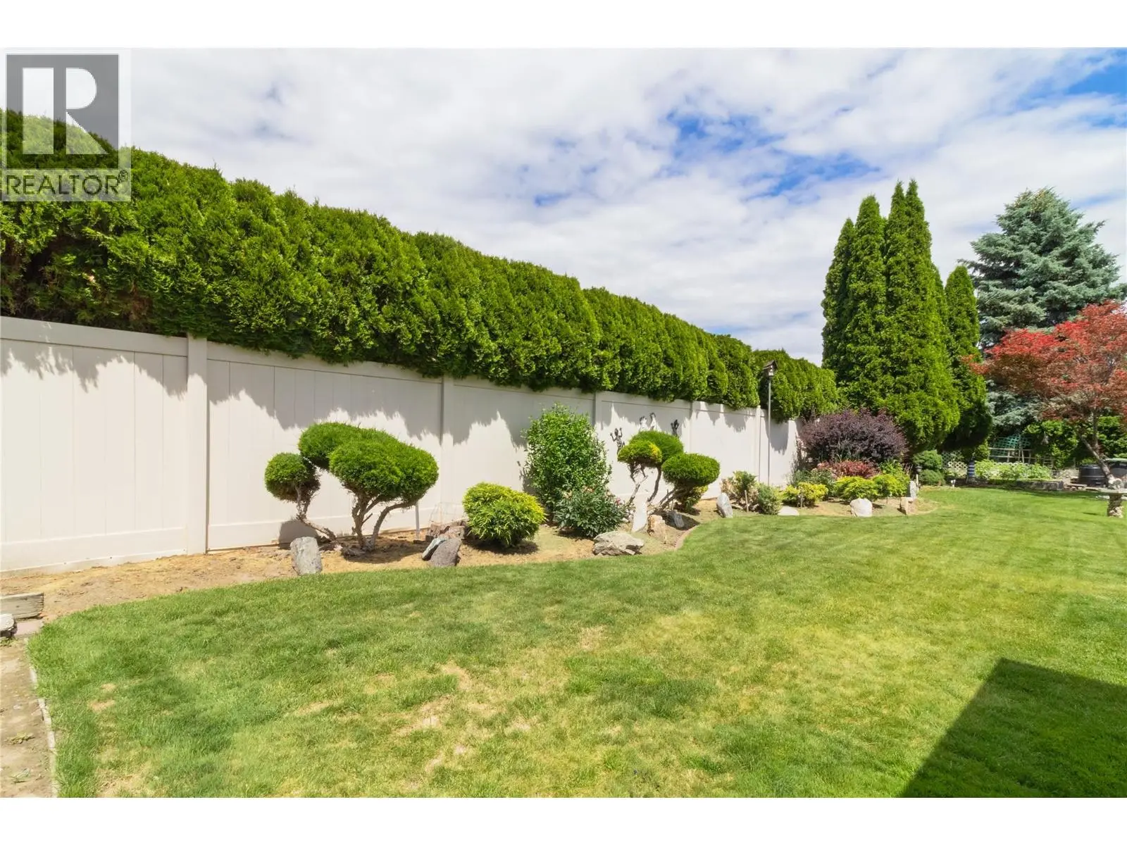 1260 Raymer Avenue Unit# 442. Kelowna, British Columbia