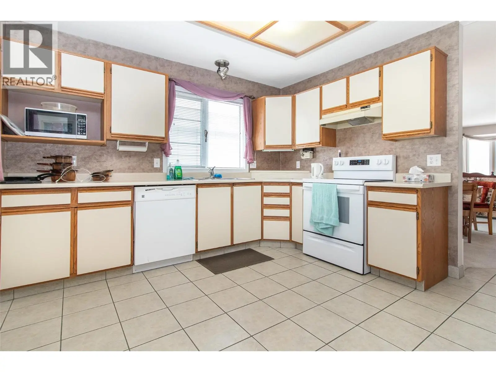 1260 Raymer Avenue Unit# 442. Kelowna, British Columbia