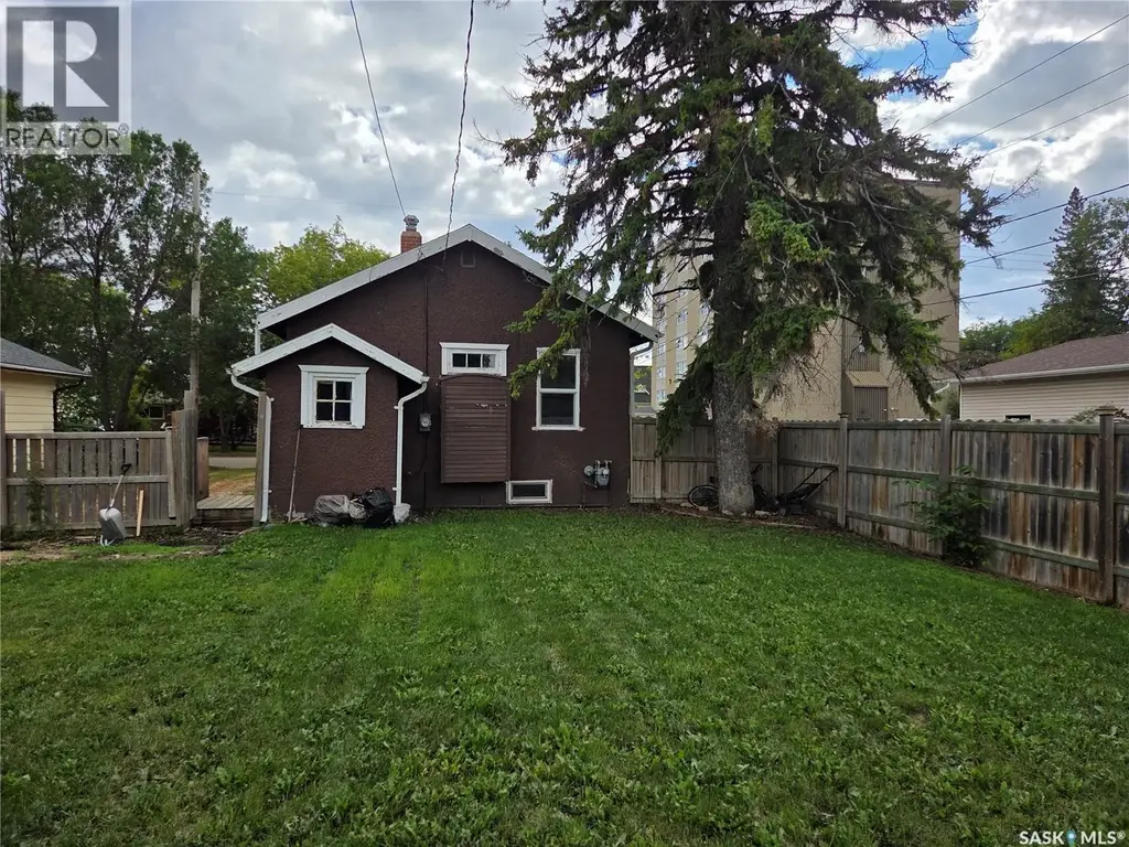 1001 104th Avenue, Tisdale