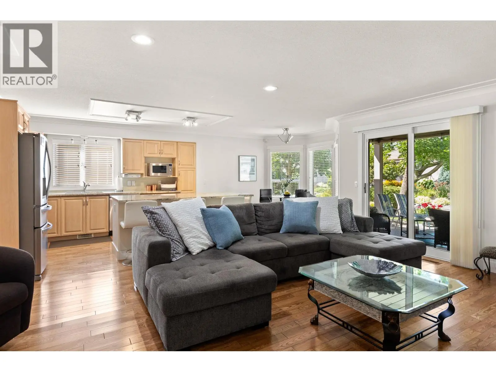 595 Yates Road Unit# 32. Kelowna, British Columbia