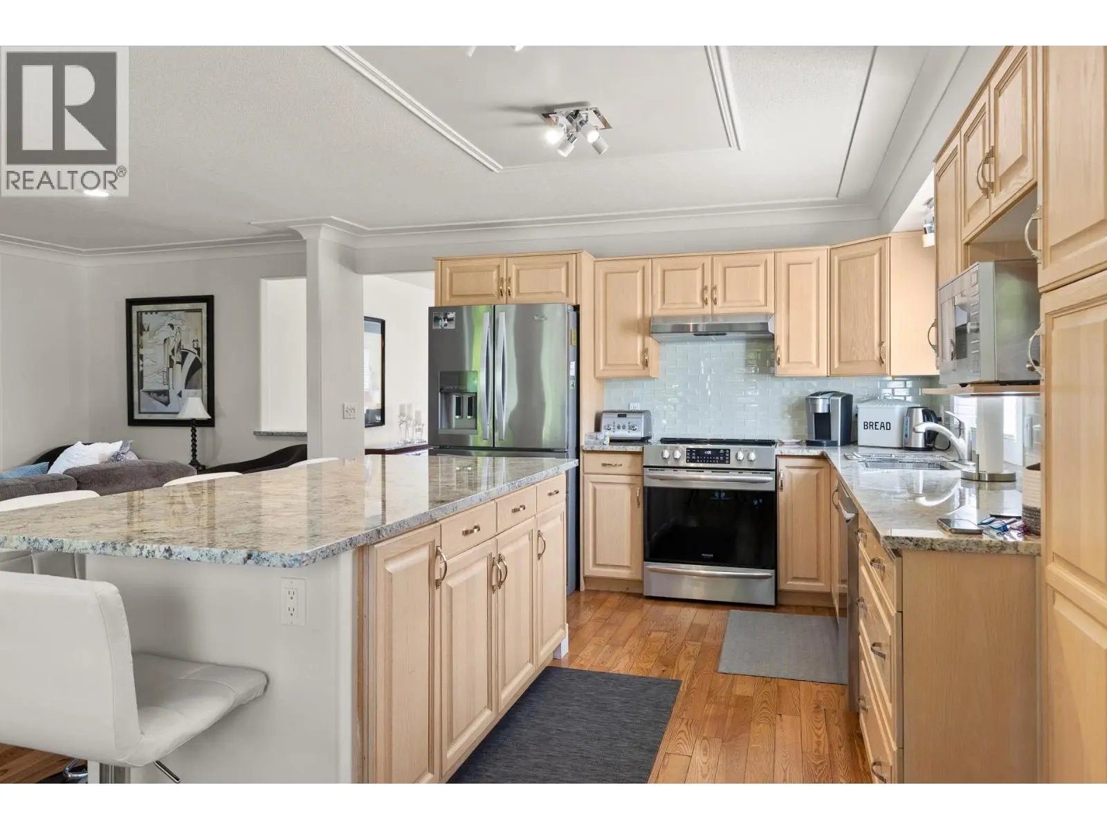 595 Yates Road Unit# 32. Kelowna, British Columbia