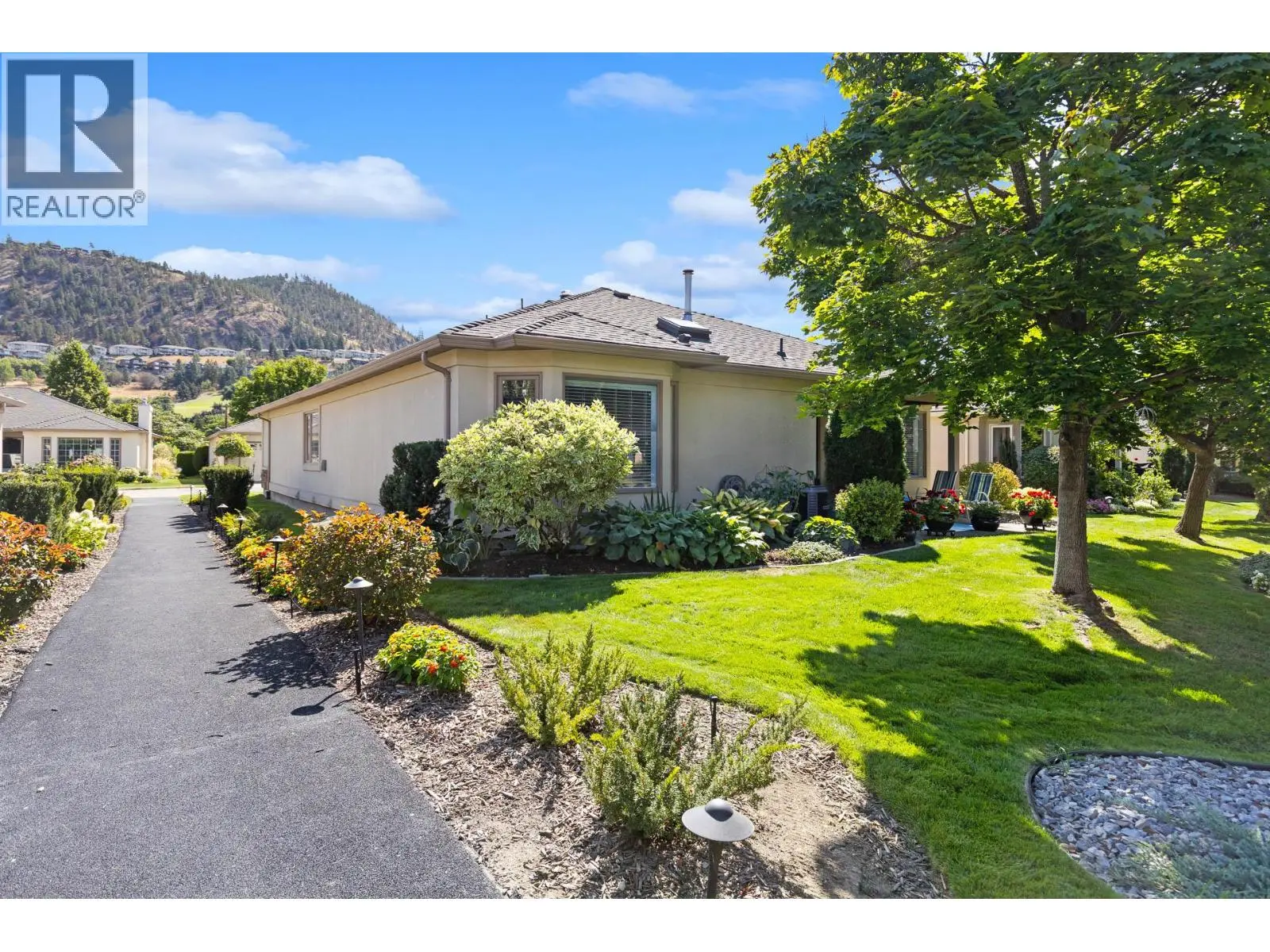 595 Yates Road Unit# 32. Kelowna, British Columbia