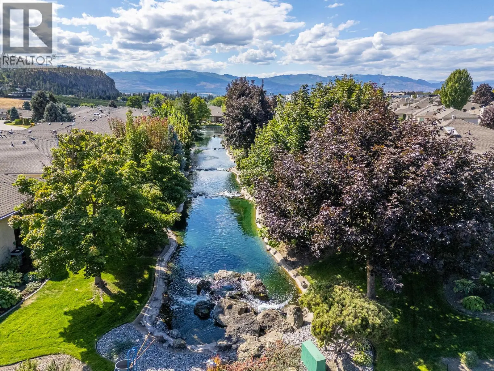 595 Yates Road Unit# 32. Kelowna, British Columbia