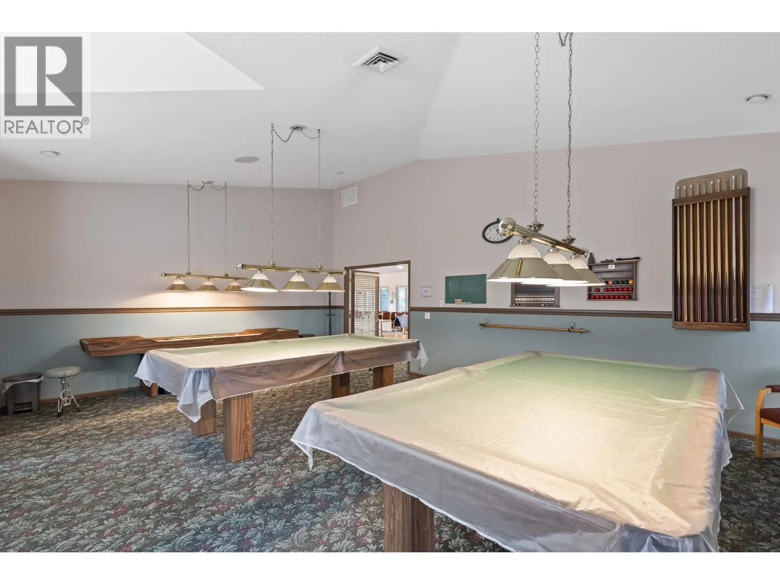 595 Yates Road Unit# 32. Kelowna, British Columbia
