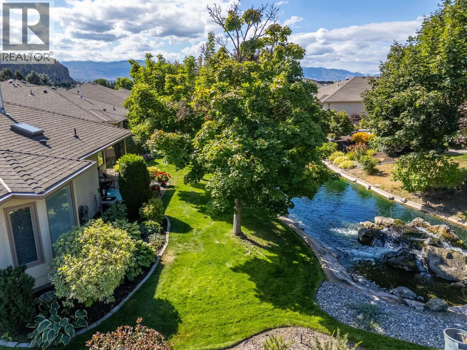 595 Yates Road Unit# 32. Kelowna, British Columbia
