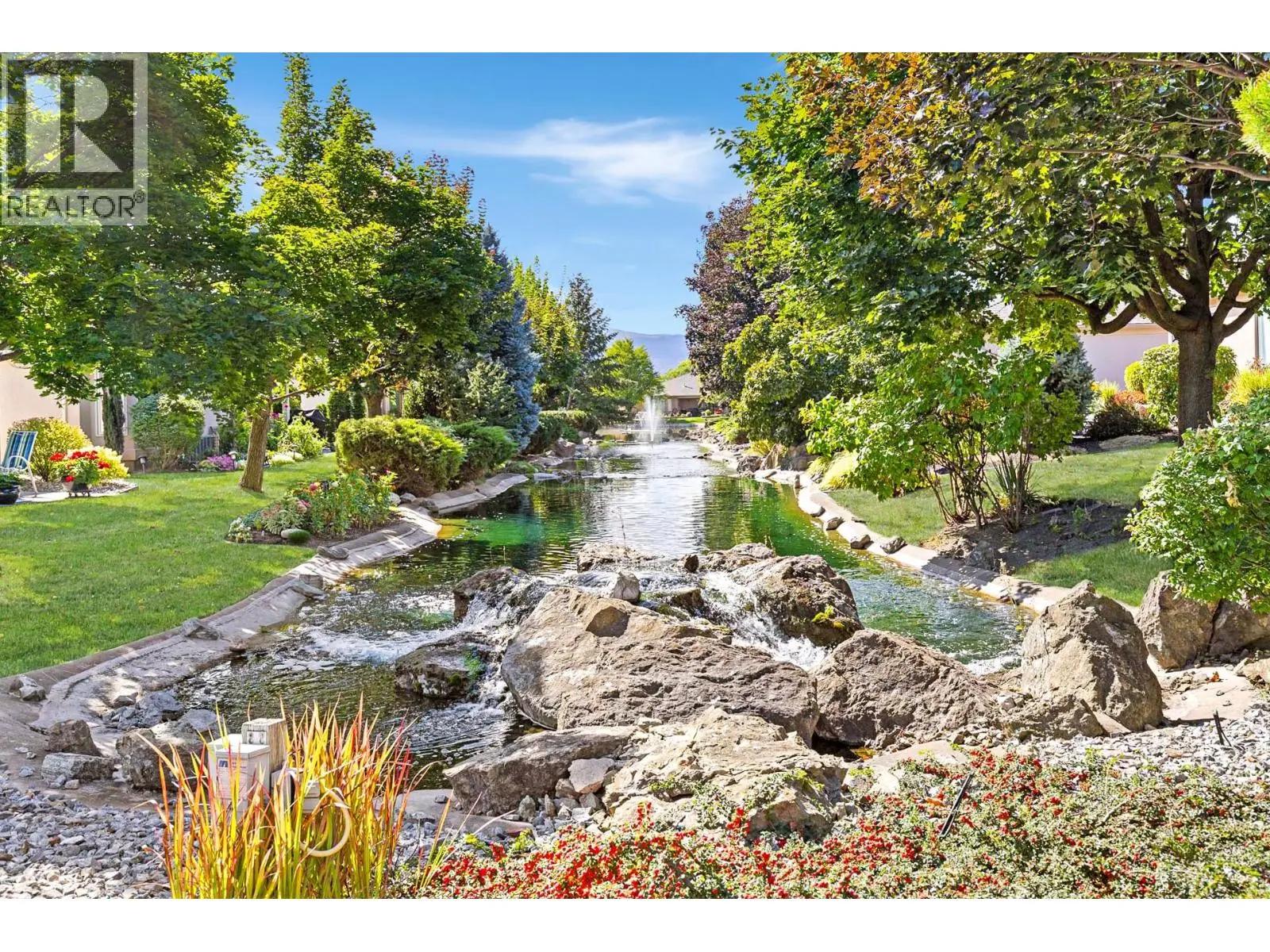 595 Yates Road Unit# 32. Kelowna, British Columbia