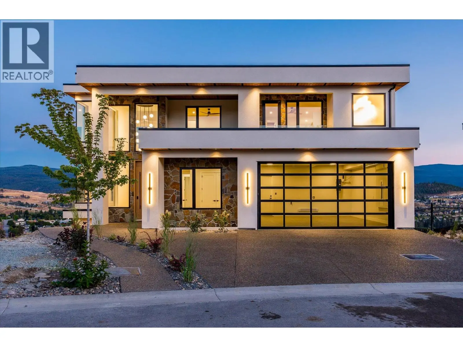 1082 Carnoustie Drive. Kelowna, British Columbia