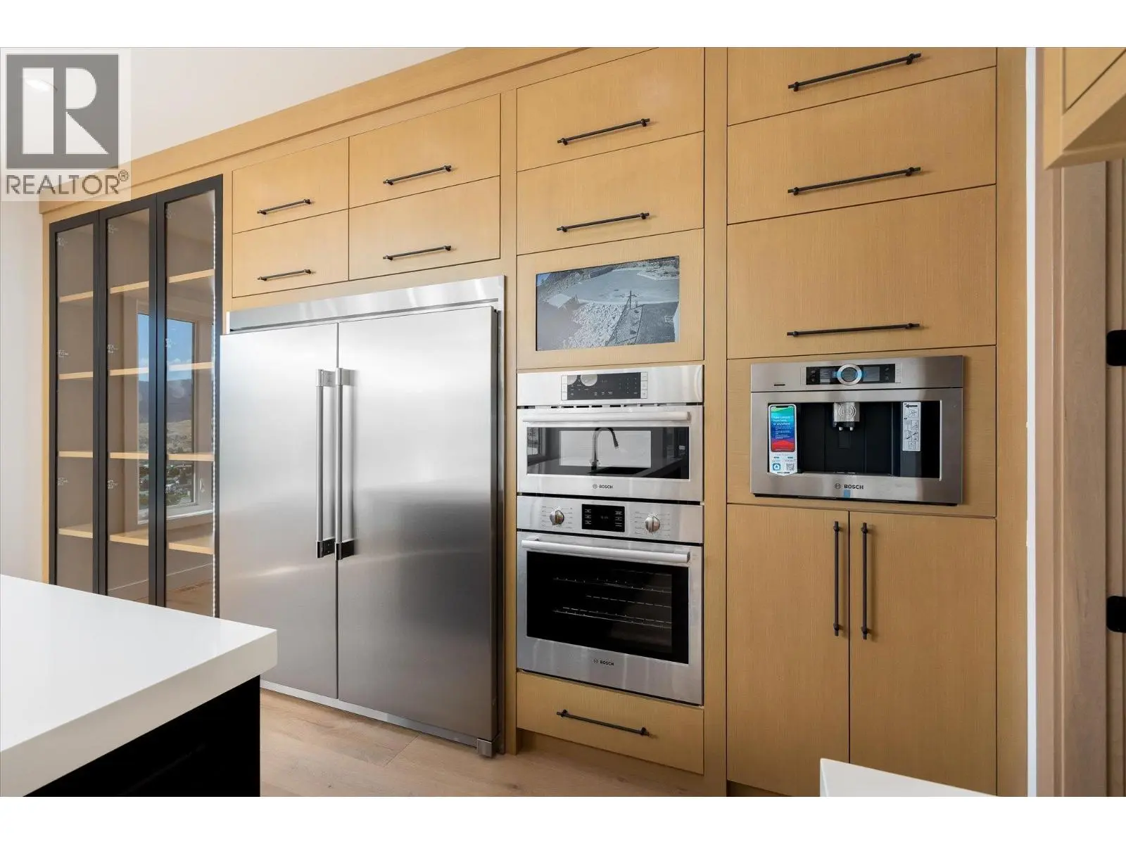 1082 Carnoustie Drive. Kelowna, British Columbia