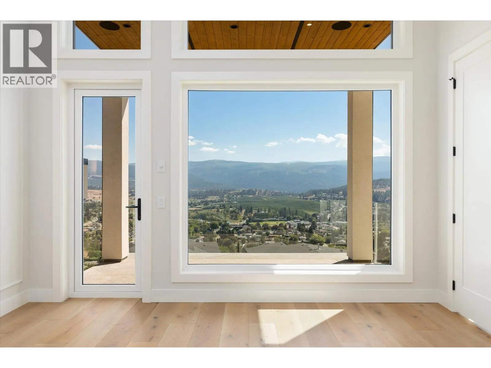 1082 Carnoustie Drive. Kelowna, British Columbia