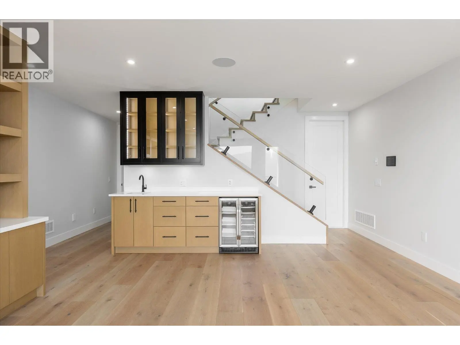 1082 Carnoustie Drive. Kelowna, British Columbia