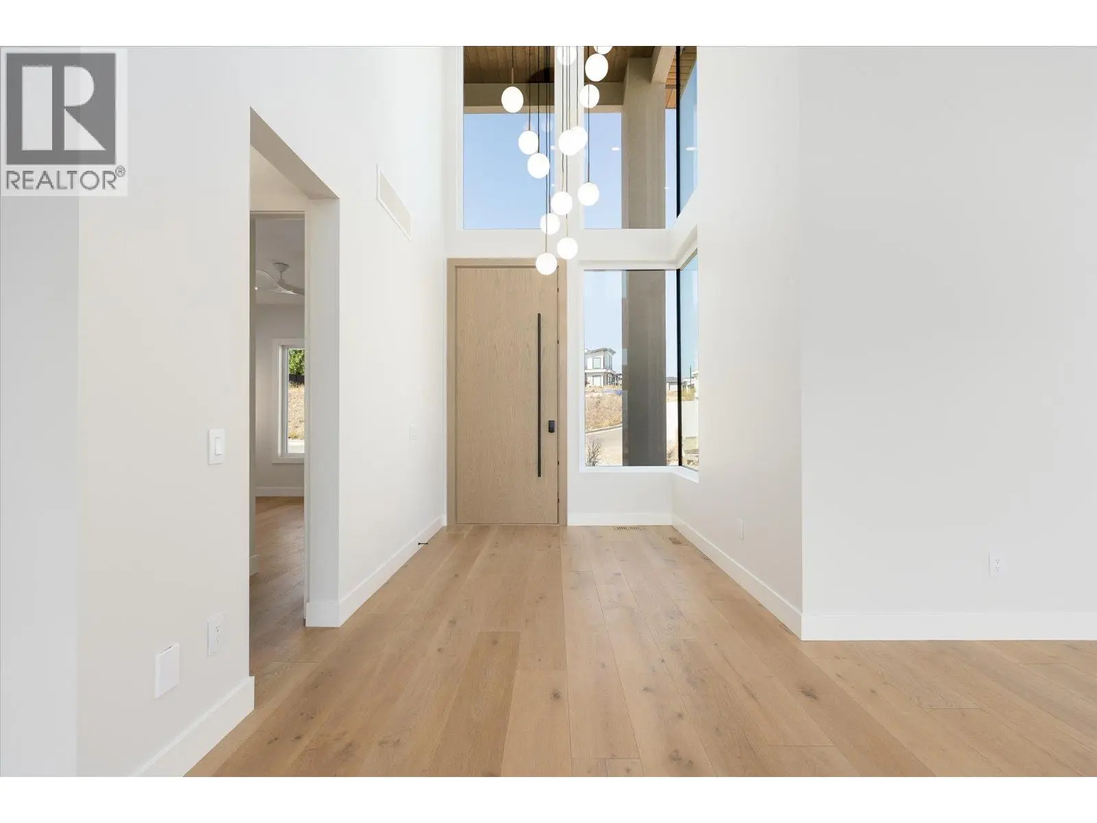 1082 Carnoustie Drive. Kelowna, British Columbia