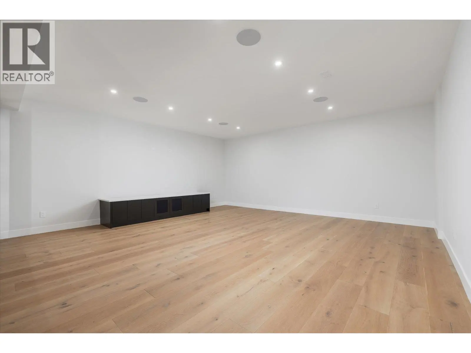 1082 Carnoustie Drive. Kelowna, British Columbia