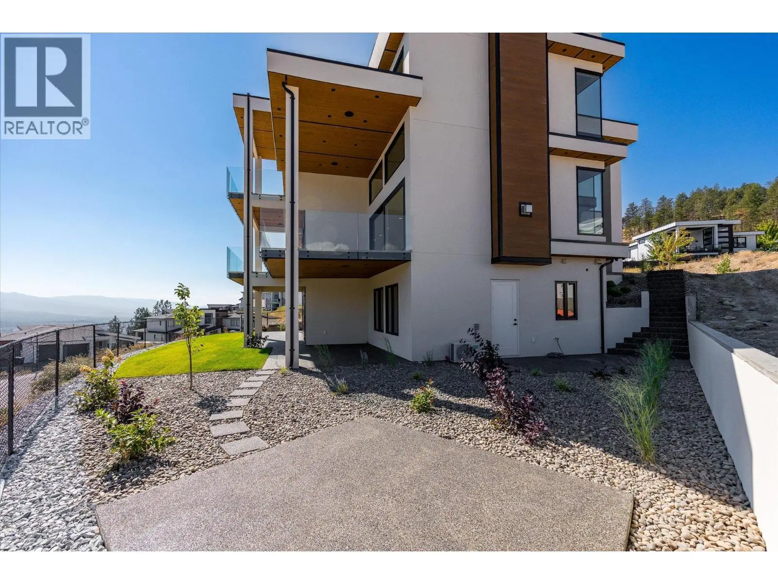 1082 Carnoustie Drive. Kelowna, British Columbia