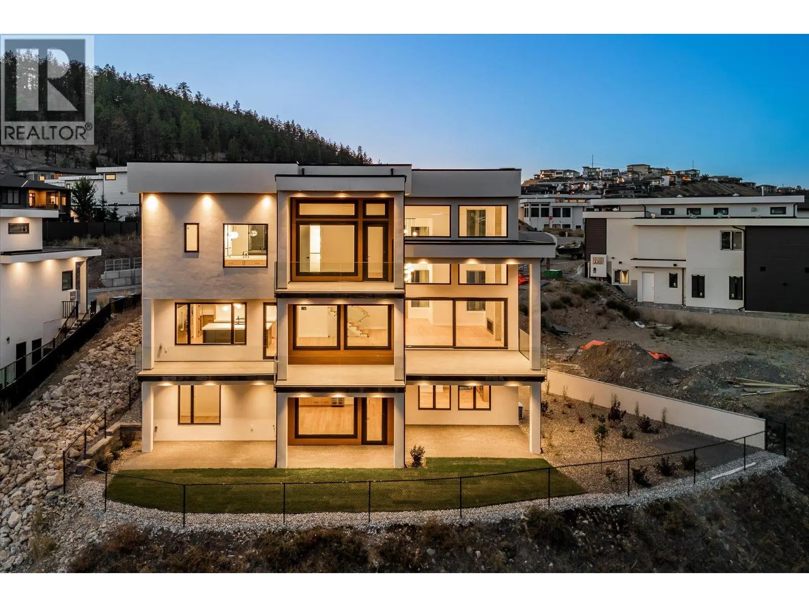 1082 Carnoustie Drive. Kelowna, British Columbia