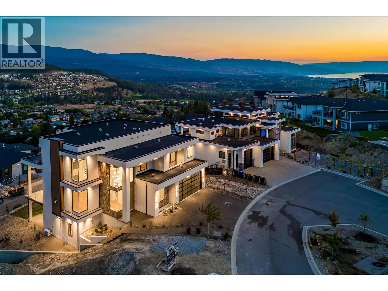 1082 Carnoustie Drive. Kelowna, British Columbia