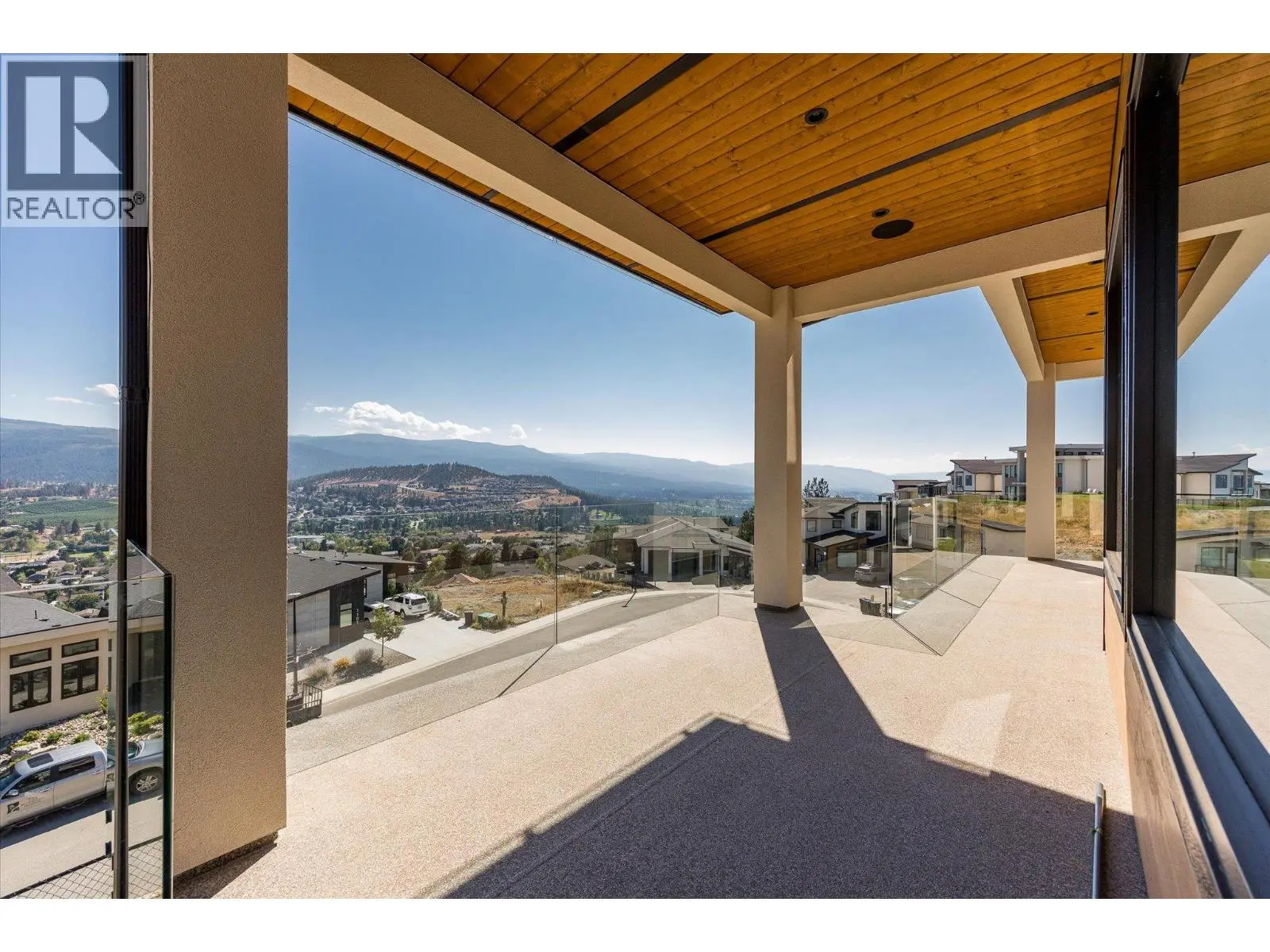 1082 Carnoustie Drive. Kelowna, British Columbia