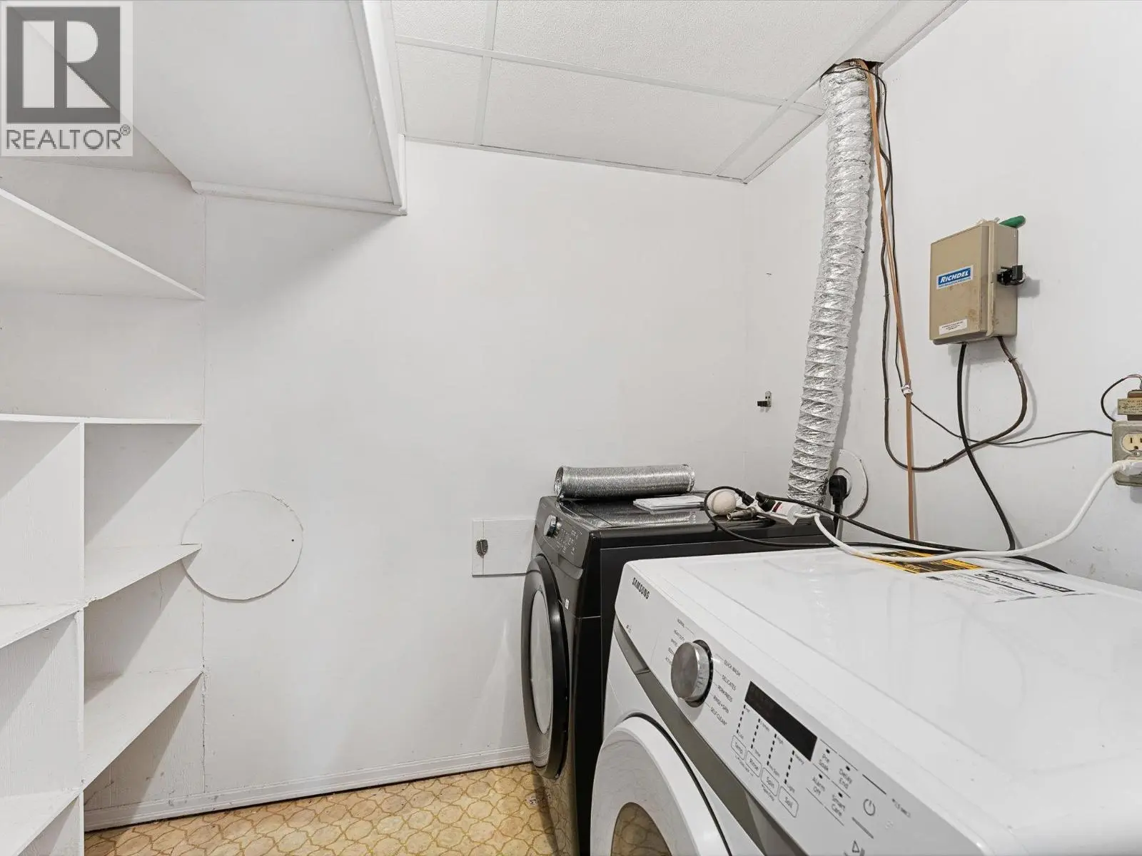 465 Hollydell Road. Kelowna, British Columbia