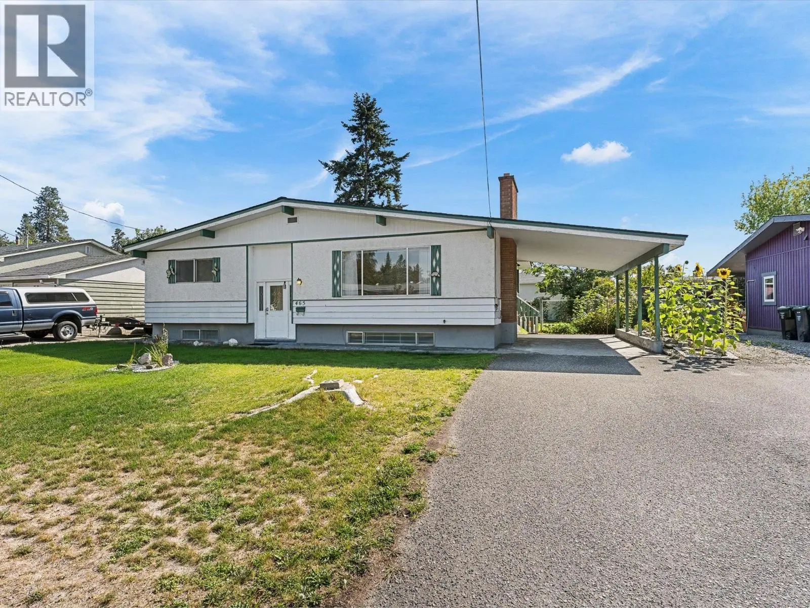 465 Hollydell Road. Kelowna, British Columbia