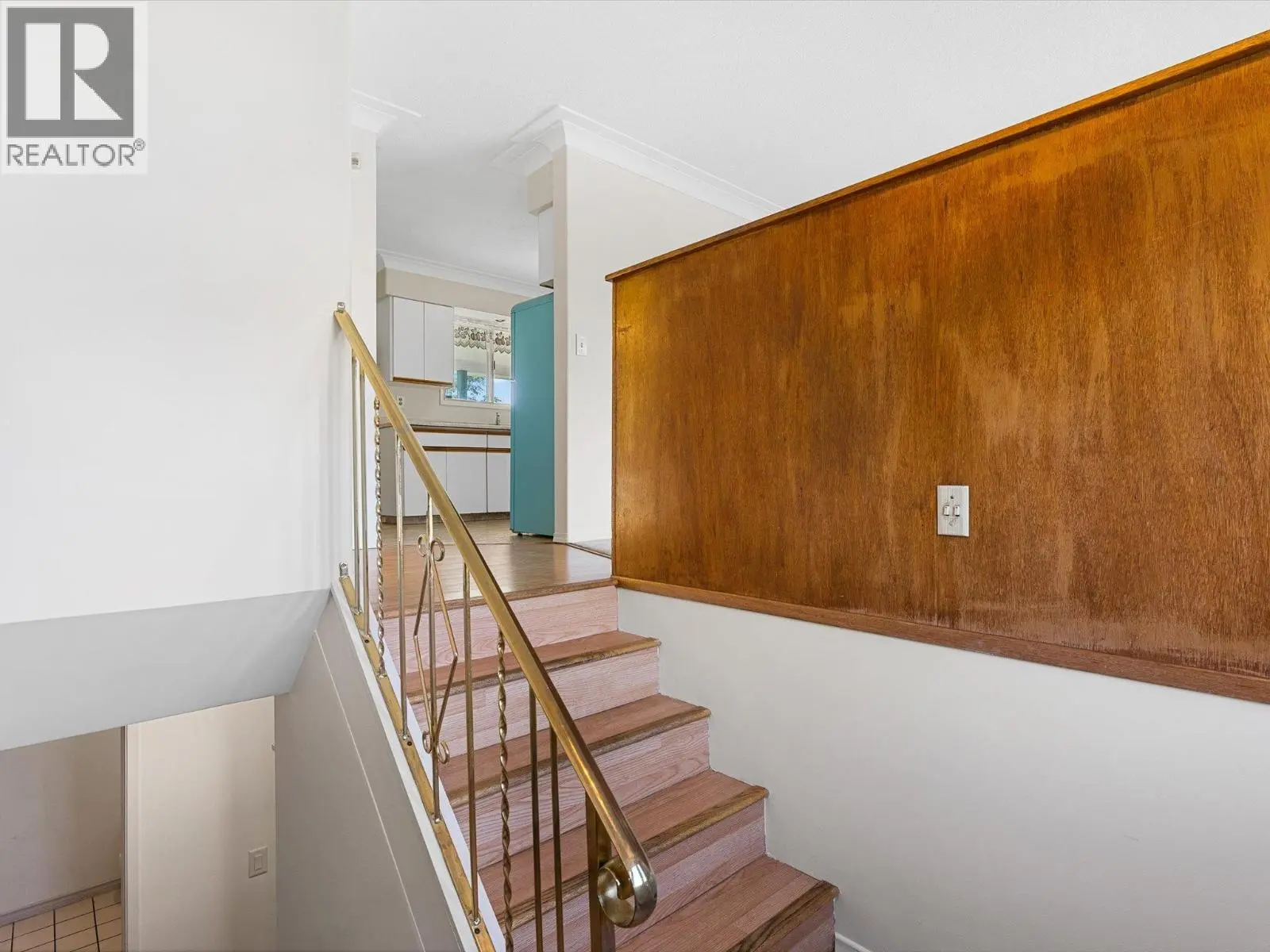 465 Hollydell Road. Kelowna, British Columbia