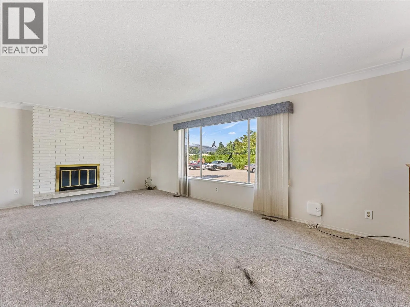 465 Hollydell Road. Kelowna, British Columbia