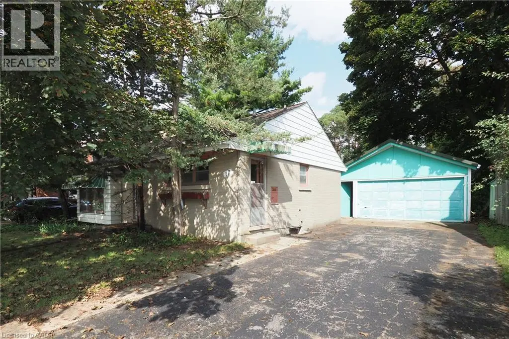 12 Oakwood Avenue, Kitchener
