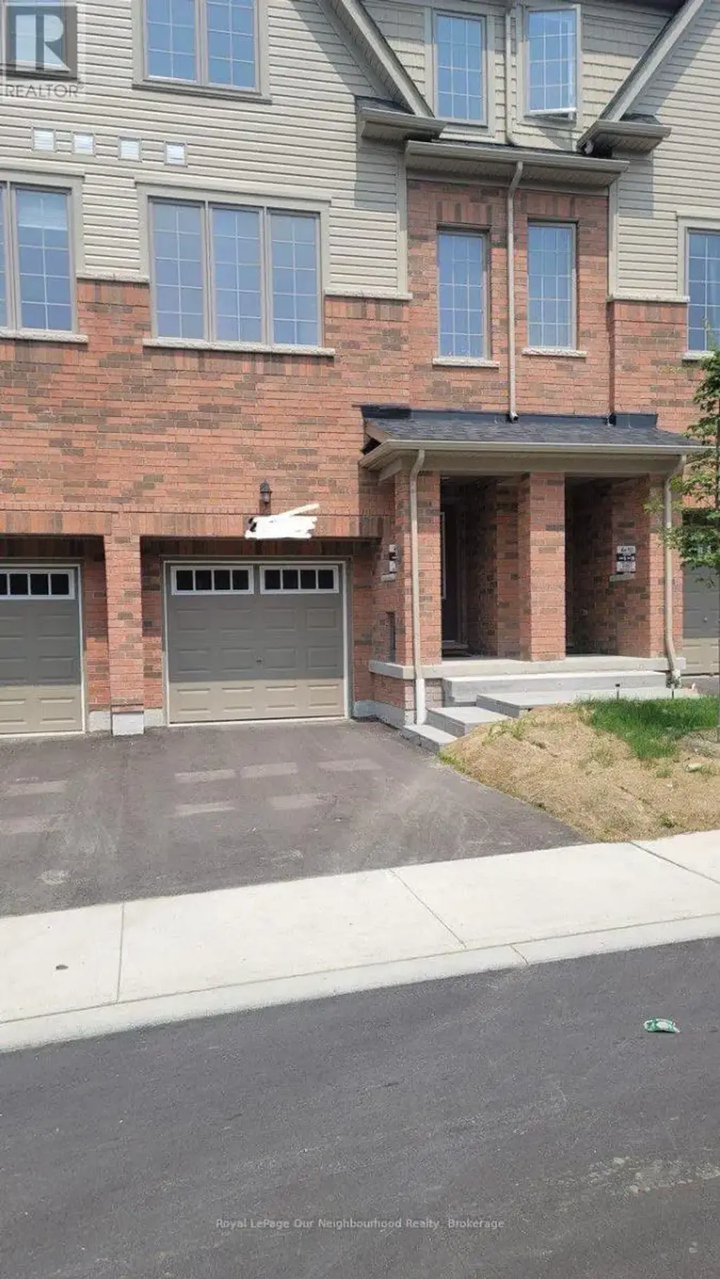 2663 Magdalen Path, Oshawa (Windfields)