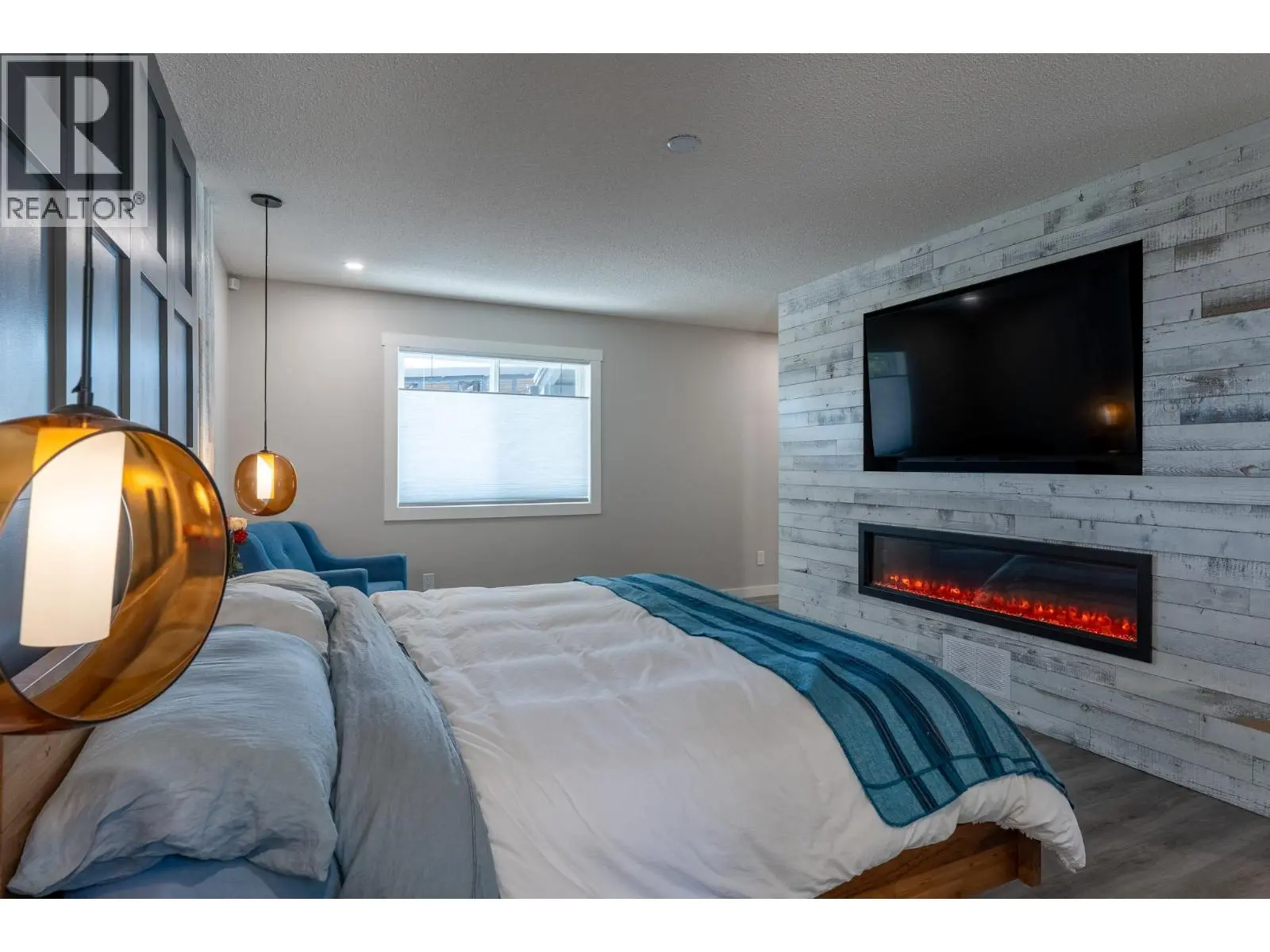 6474 Sierra Drive. Kelowna, British Columbia