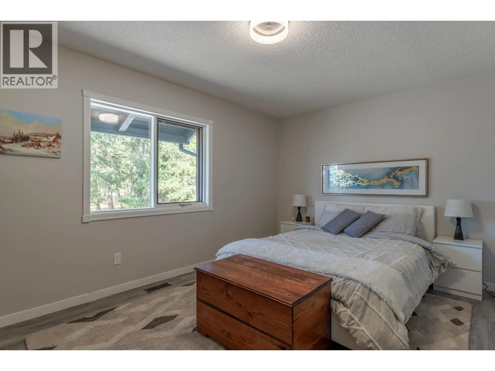 6474 Sierra Drive. Kelowna, British Columbia