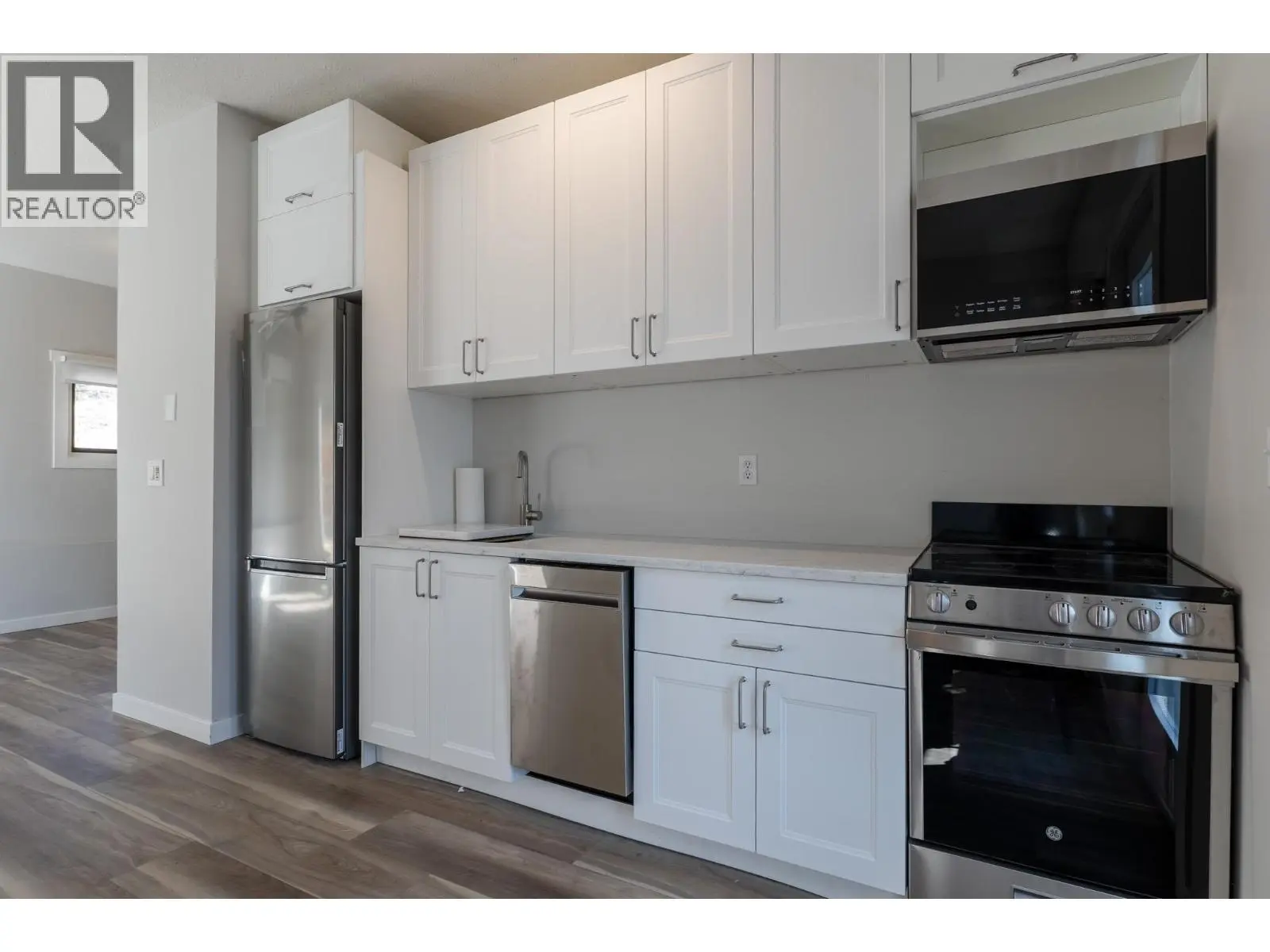 6474 Sierra Drive. Kelowna, British Columbia