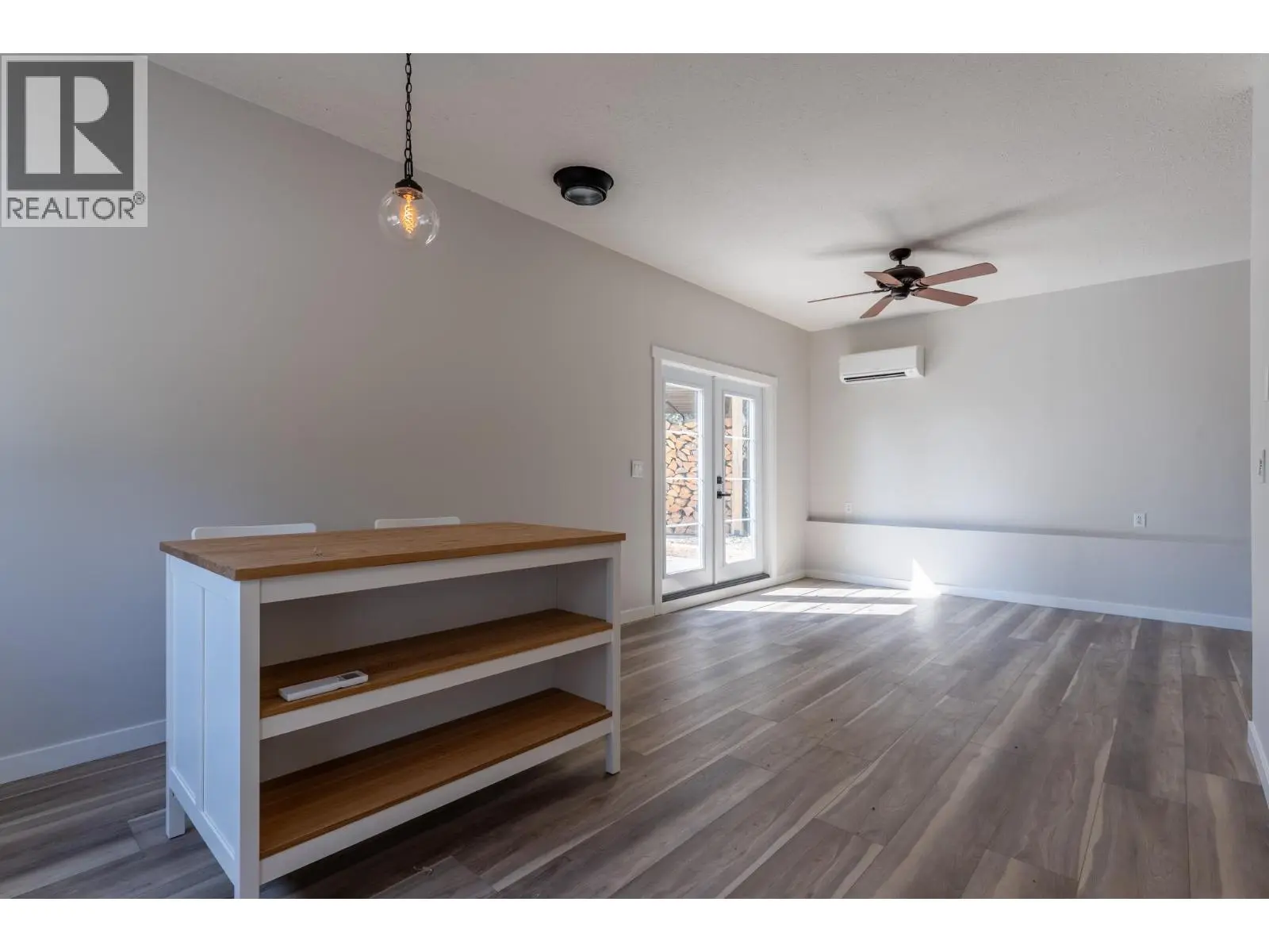 6474 Sierra Drive. Kelowna, British Columbia