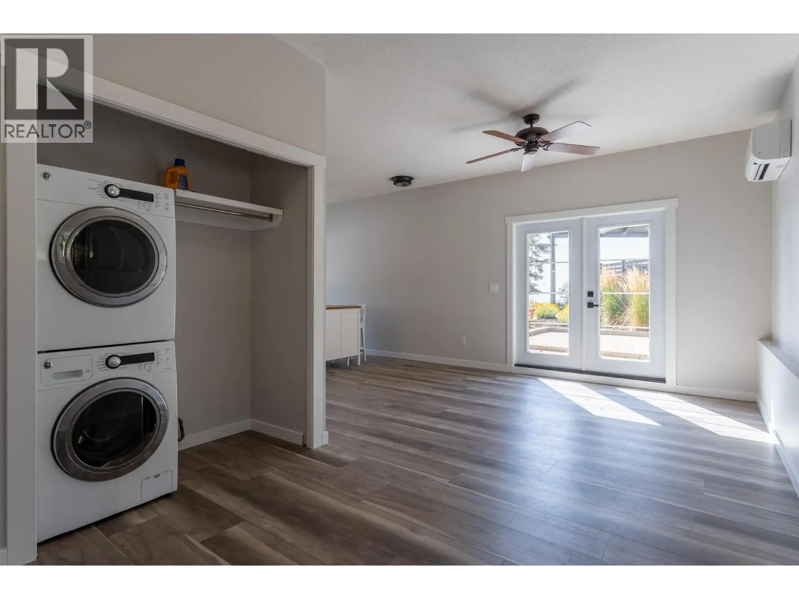 6474 Sierra Drive. Kelowna, British Columbia