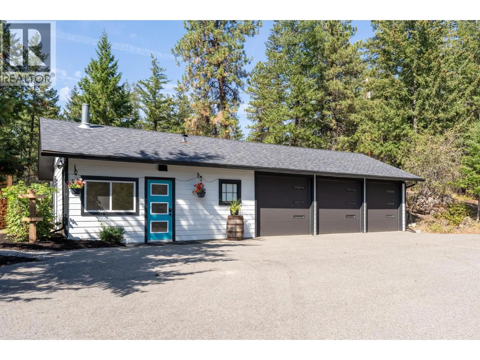 6474 Sierra Drive. Kelowna, British Columbia