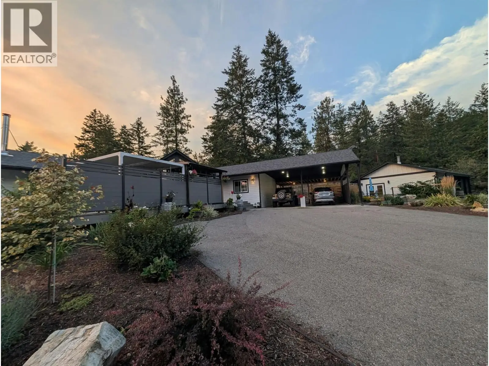 6474 Sierra Drive. Kelowna, British Columbia