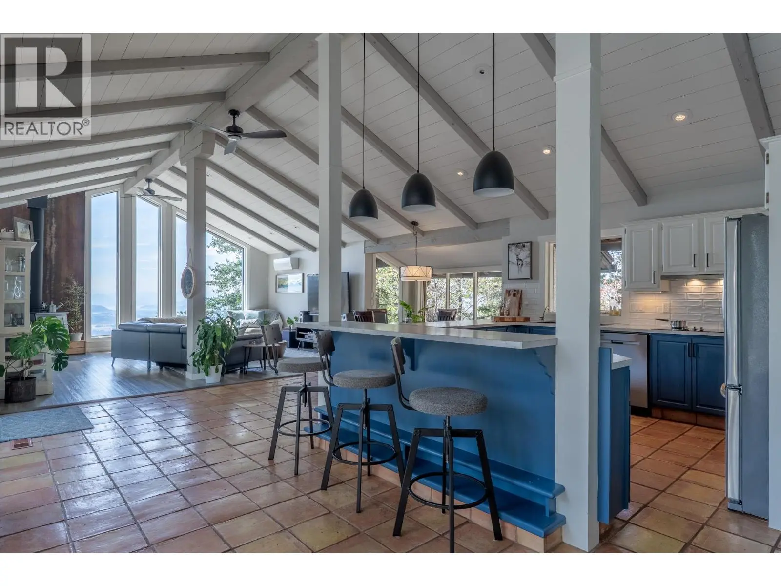 6474 Sierra Drive. Kelowna, British Columbia