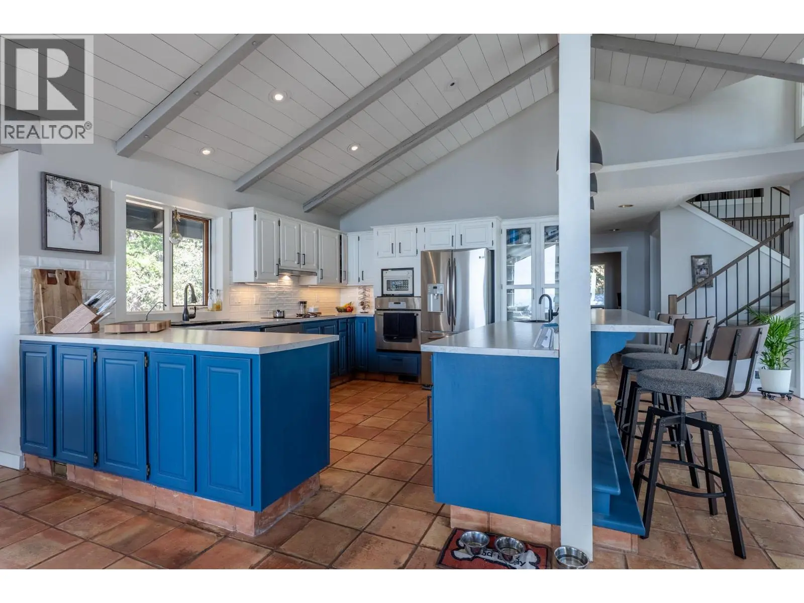 6474 Sierra Drive. Kelowna, British Columbia