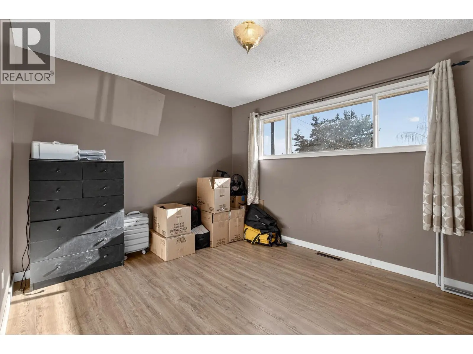 290 Pearson Road. Kelowna, British Columbia