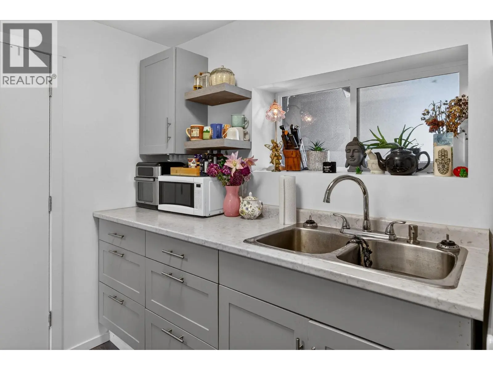 290 Pearson Road. Kelowna, British Columbia