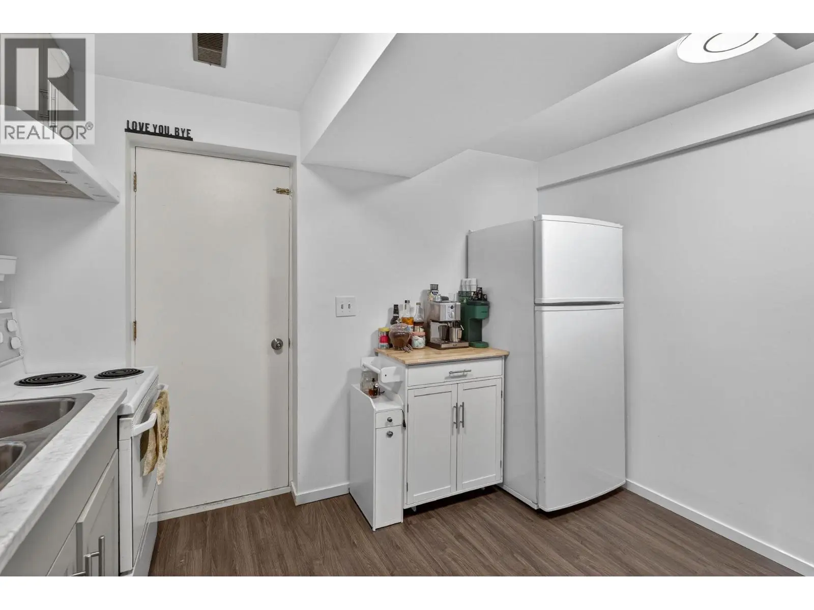 290 Pearson Road. Kelowna, British Columbia