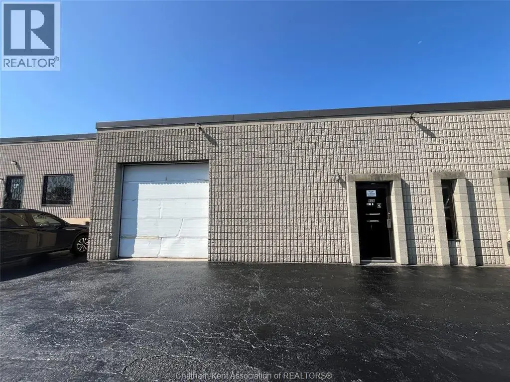 876 Richmond Street Unit# 2, Chatham