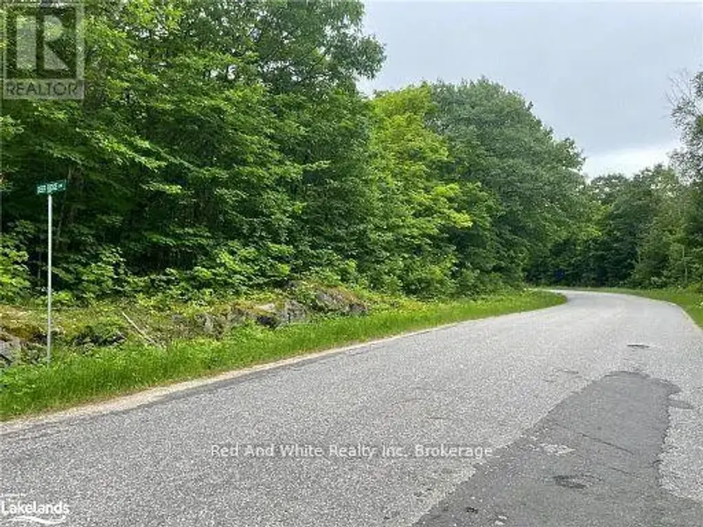 23 Ahmic Lake Road, Magnetawan