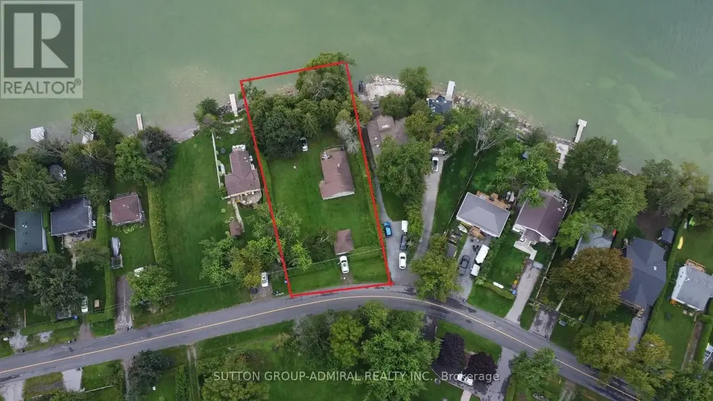 2392 Lakeshore Drive, Ramara