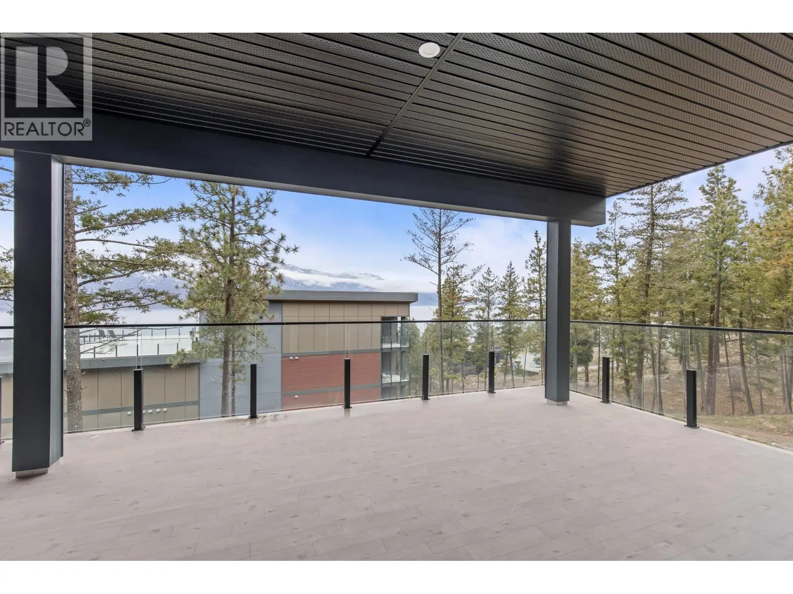 3434 Mckinley Beach Drive Unit# 209. Kelowna, British Columbia