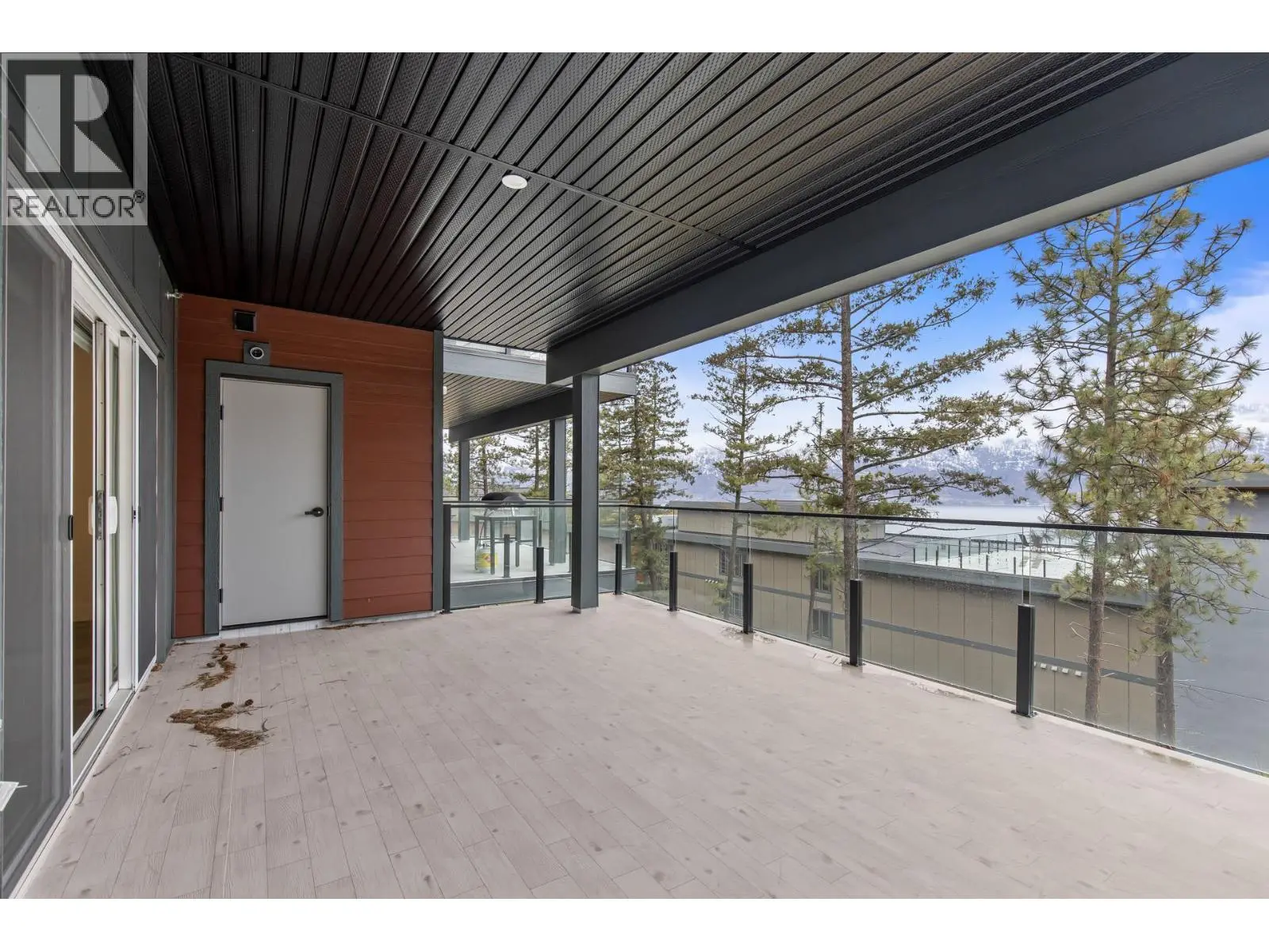 3434 Mckinley Beach Drive Unit# 209. Kelowna, British Columbia