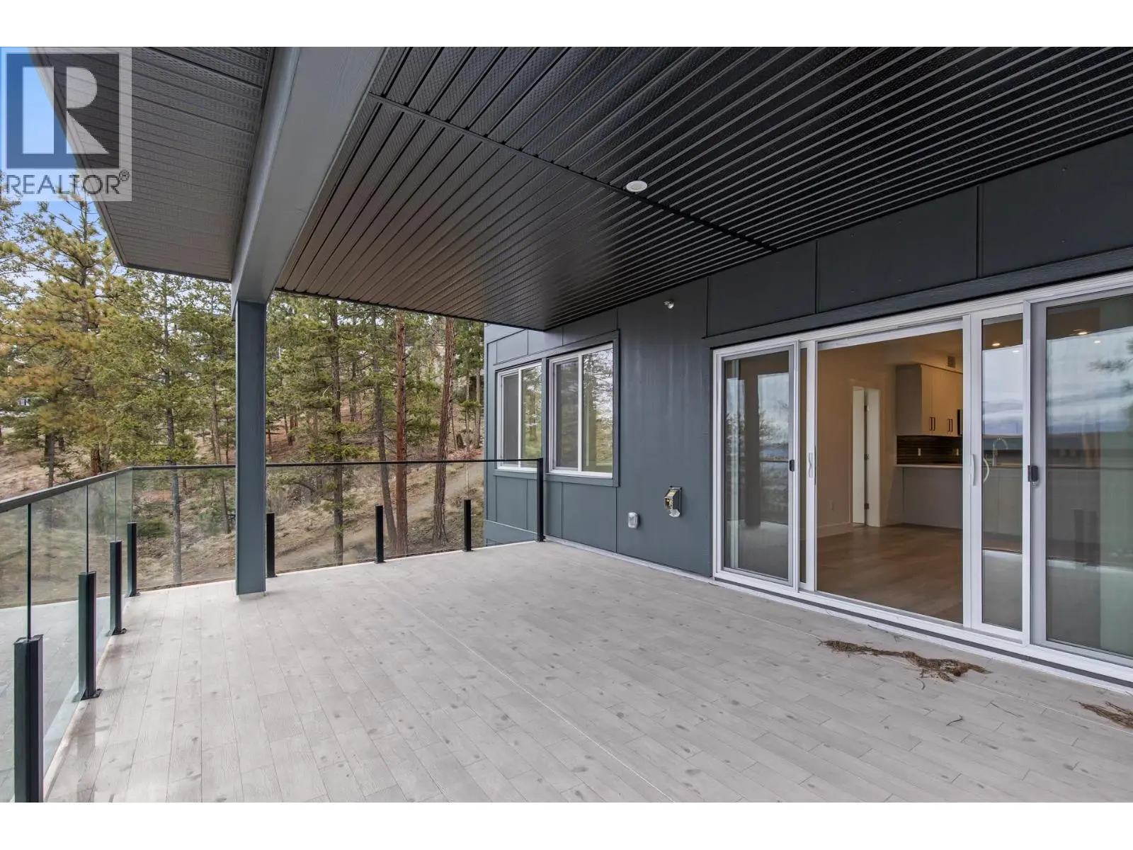 3434 Mckinley Beach Drive Unit# 209. Kelowna, British Columbia