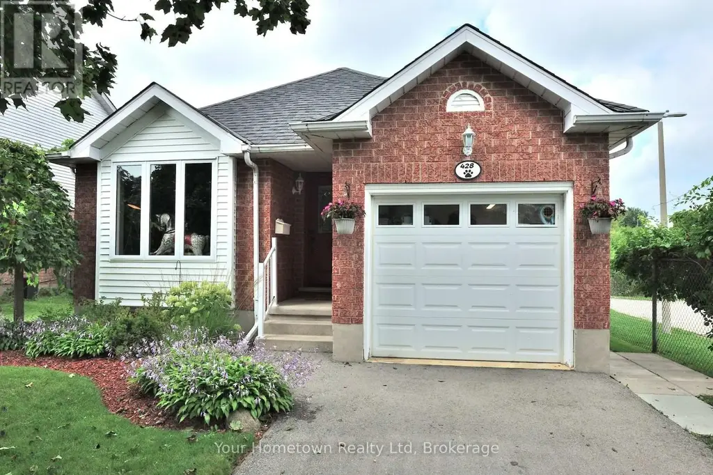 428 Flannery Drive, Centre Wellington (Fergus)
