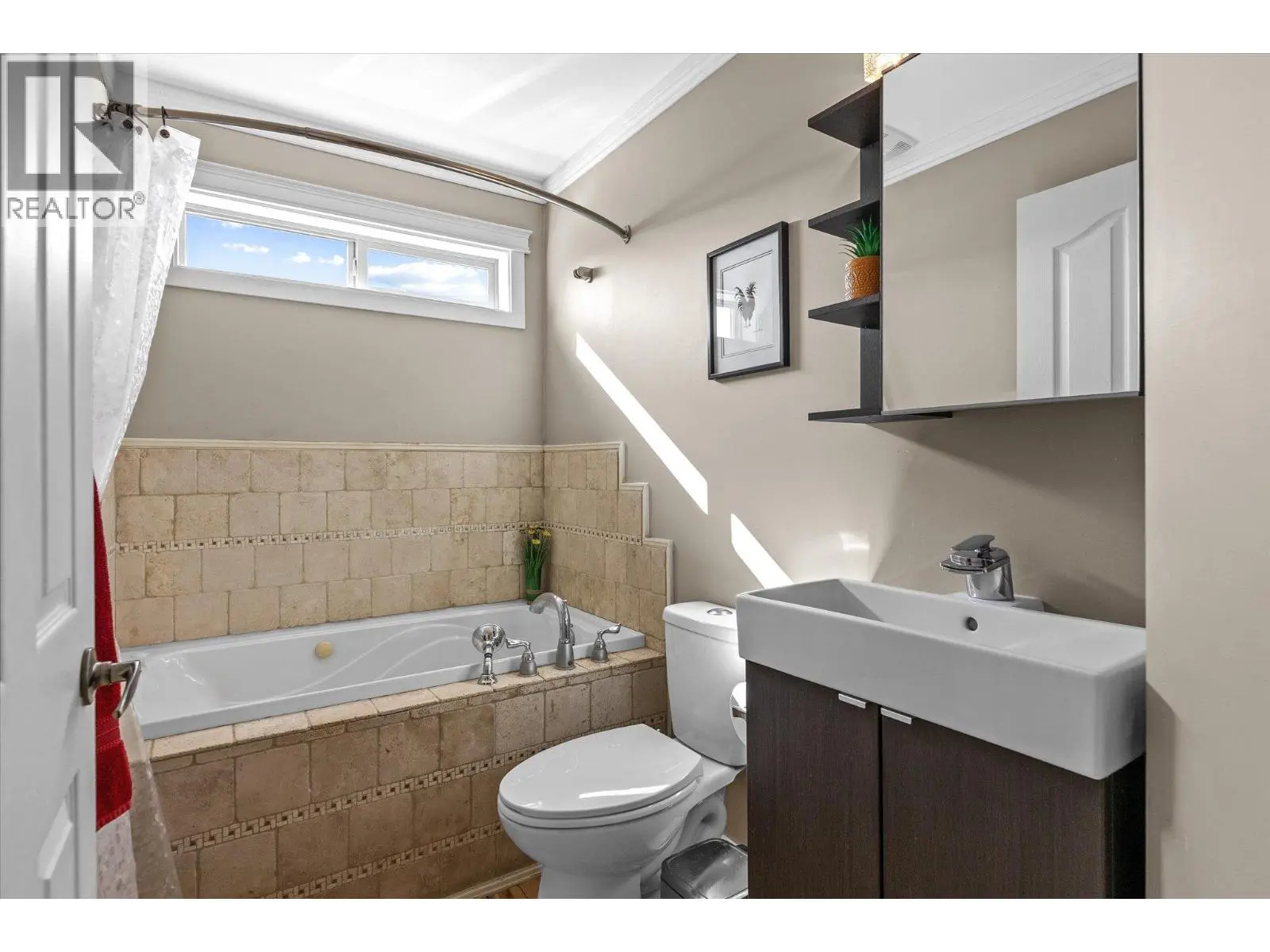 2977 Valentino Court. Kelowna, British Columbia