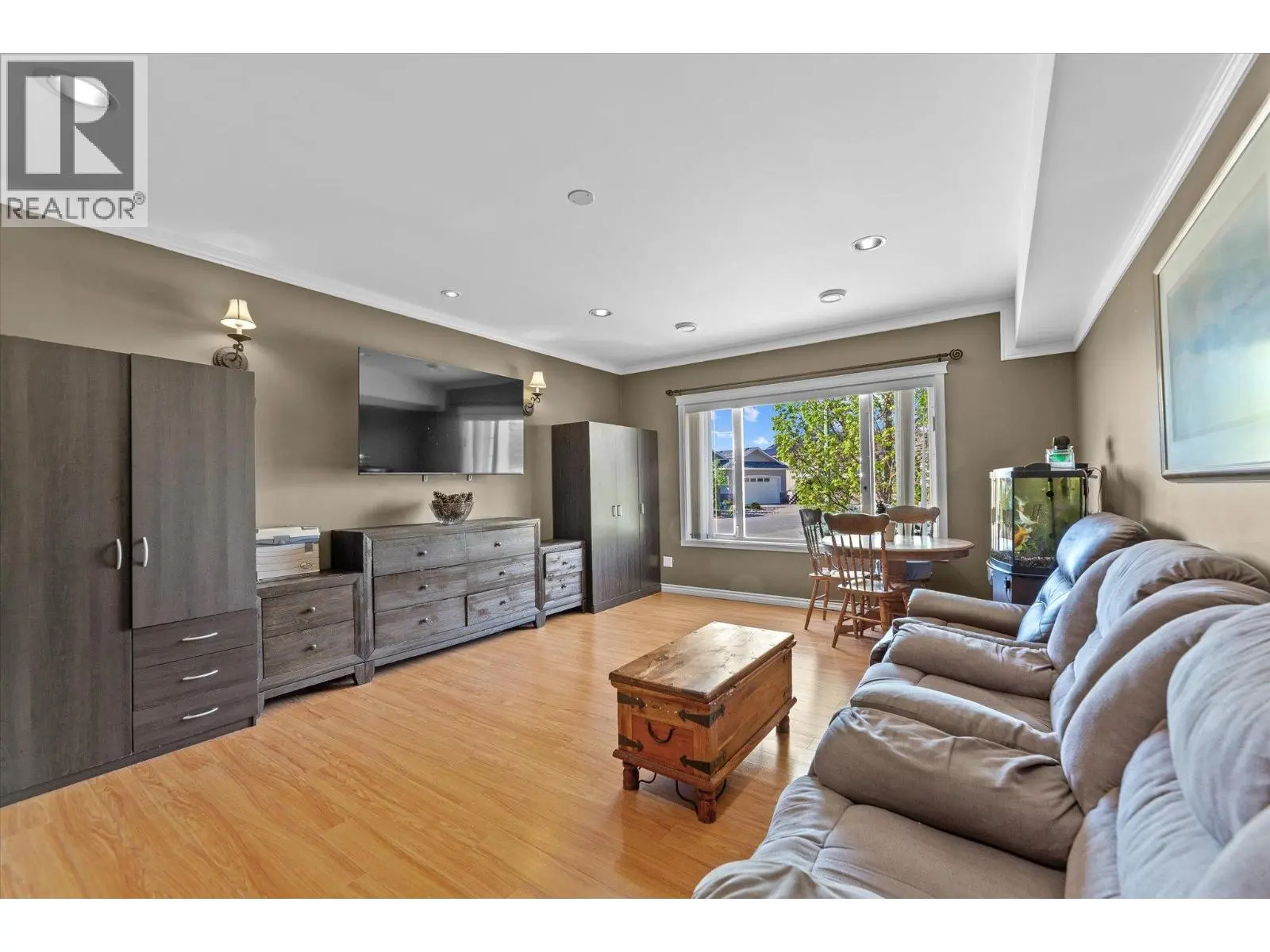 2977 Valentino Court. Kelowna, British Columbia